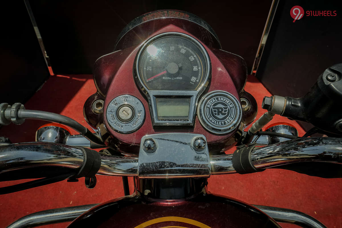 Royal Enfield Bullet 350 TFT / Instrument Cluster