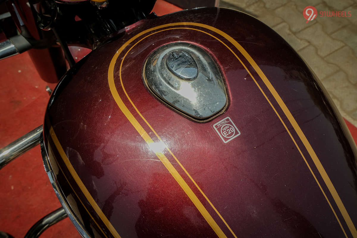 Royal Enfield Bullet 350 Closed Fuel Lid