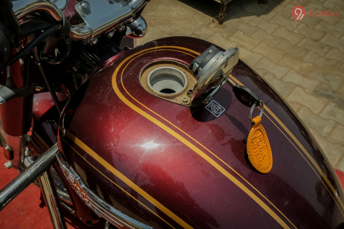 Royal Enfield Bullet 350 Open Fuel Lid