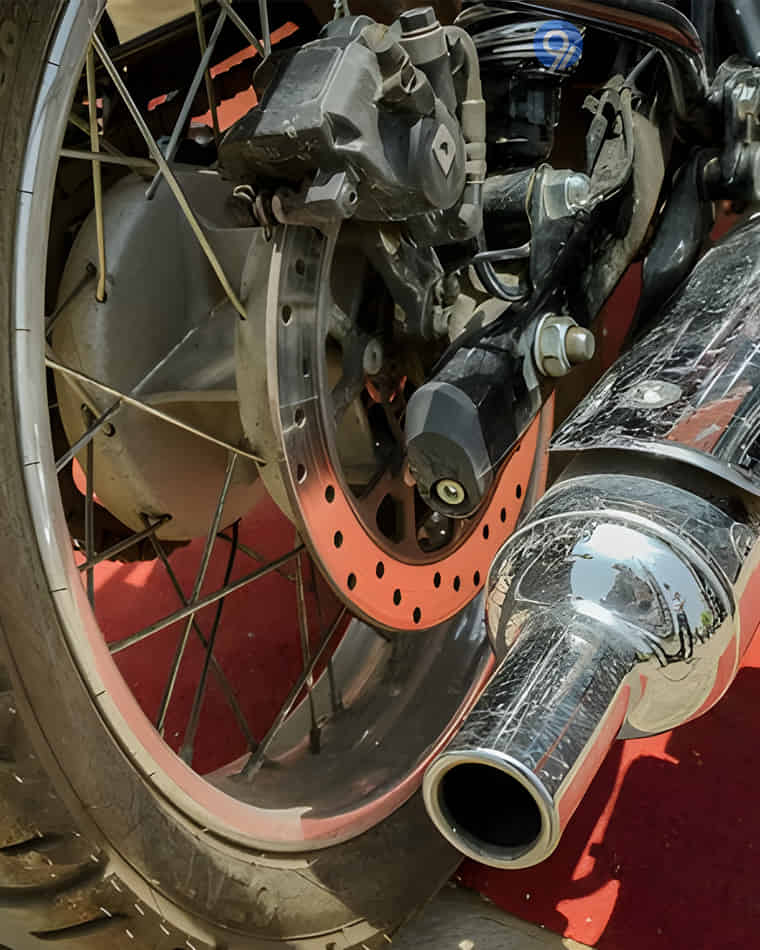 Wheels & Suspension - 6 Wheels & Suspension - 6