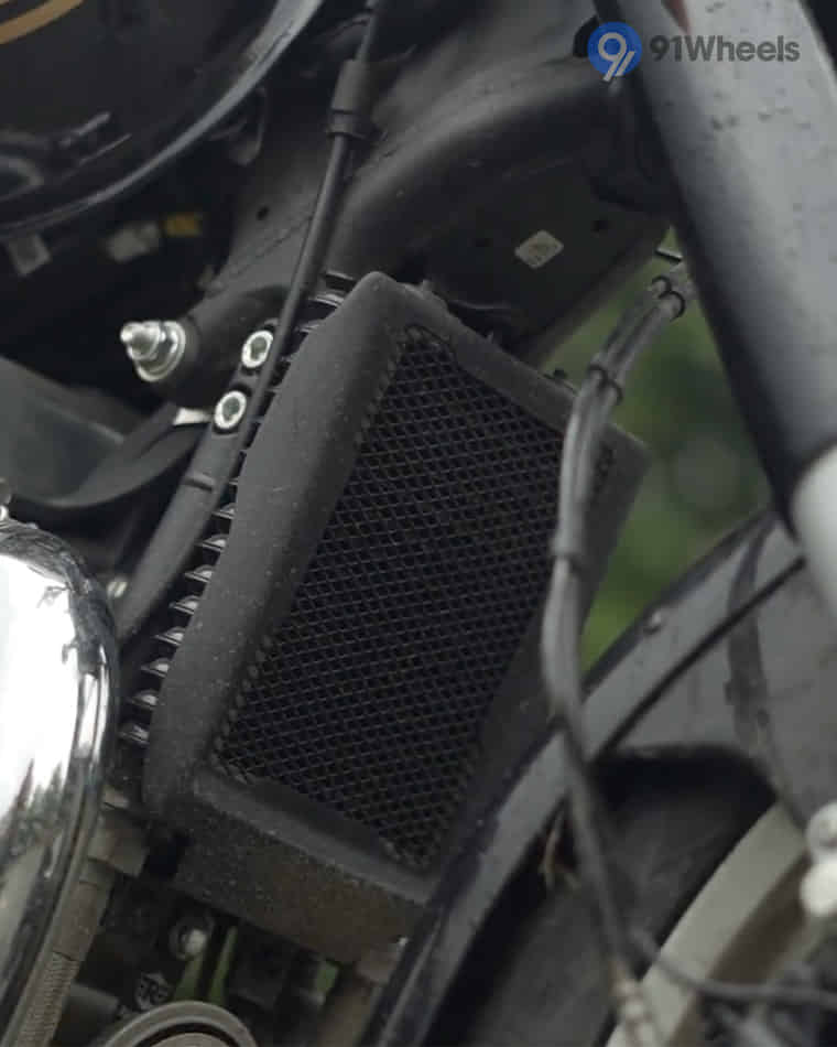 Engine & Exhaust - 4 Engine & Exhaust - 4