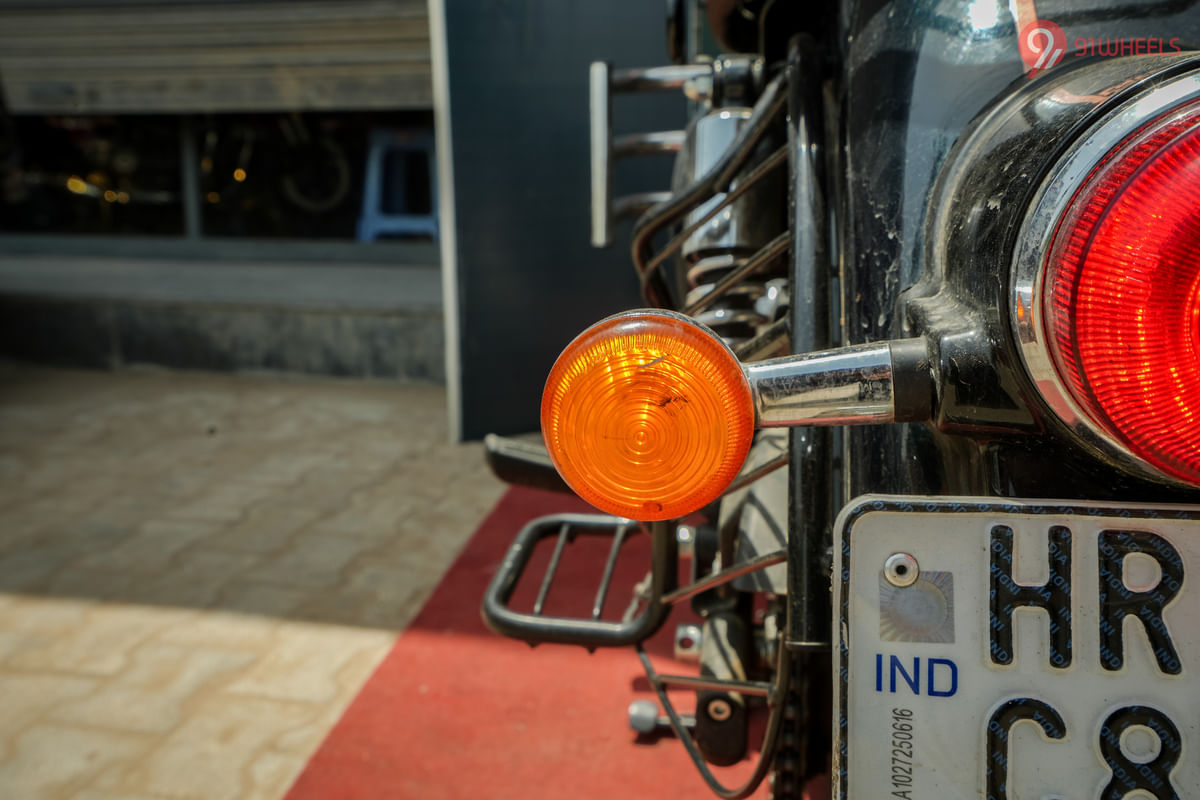 Royal Enfield Classic 350 Rear Turn Indicators