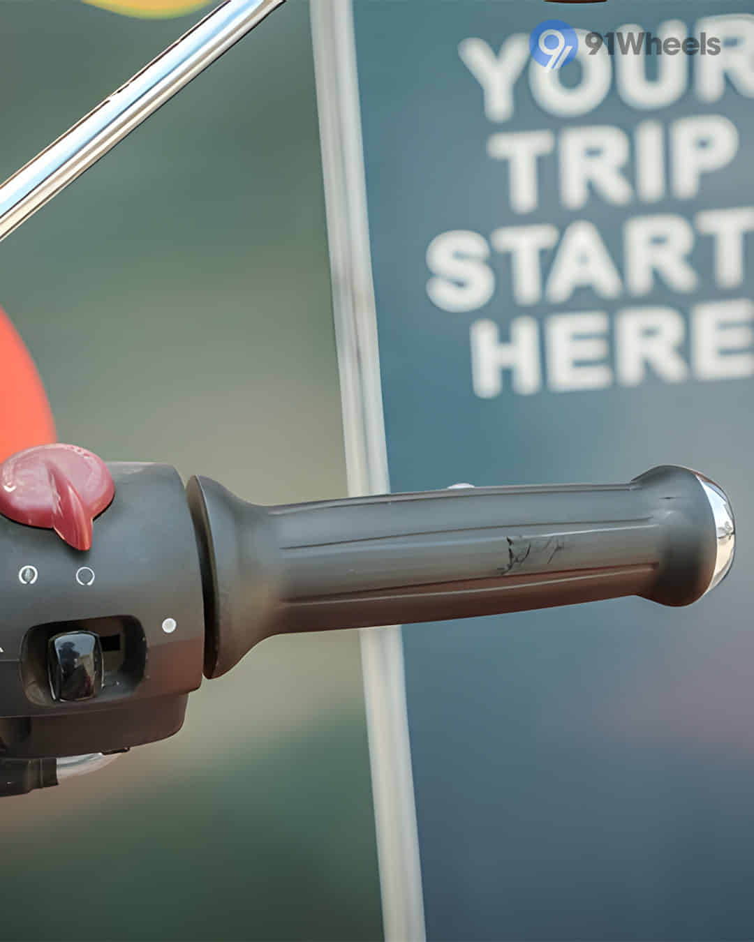 Right Side Handelbar Throttle Grip