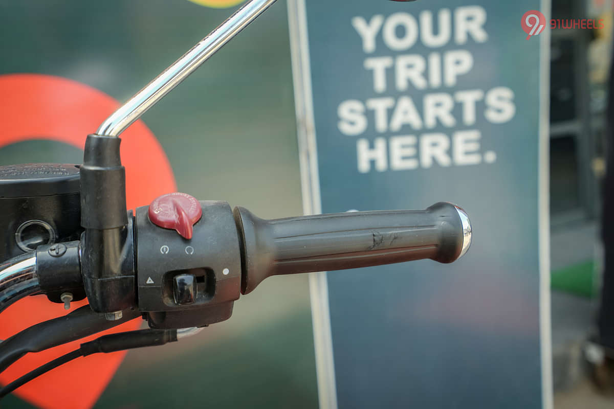 Royal Enfield Classic 350 Right Side Handelbar Throttle Grip