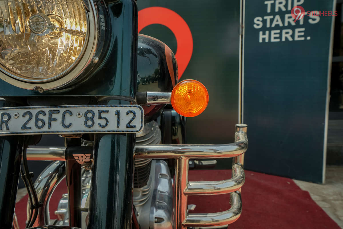 Royal Enfield Classic 350 Front Turn Indicators