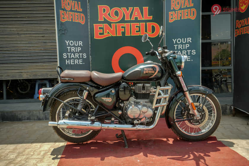 Royal Enfield Classic 350 Right Side View Royal Enfield Classic 350 Right Side View