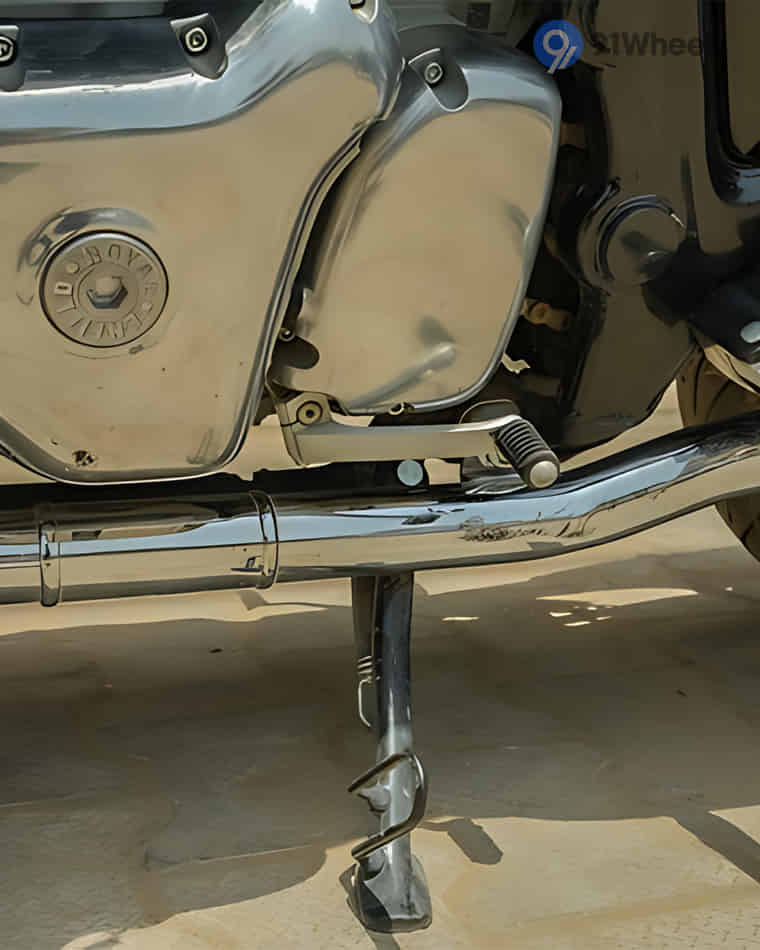 Seats & Comfort - 5 Seats & Comfort - 5