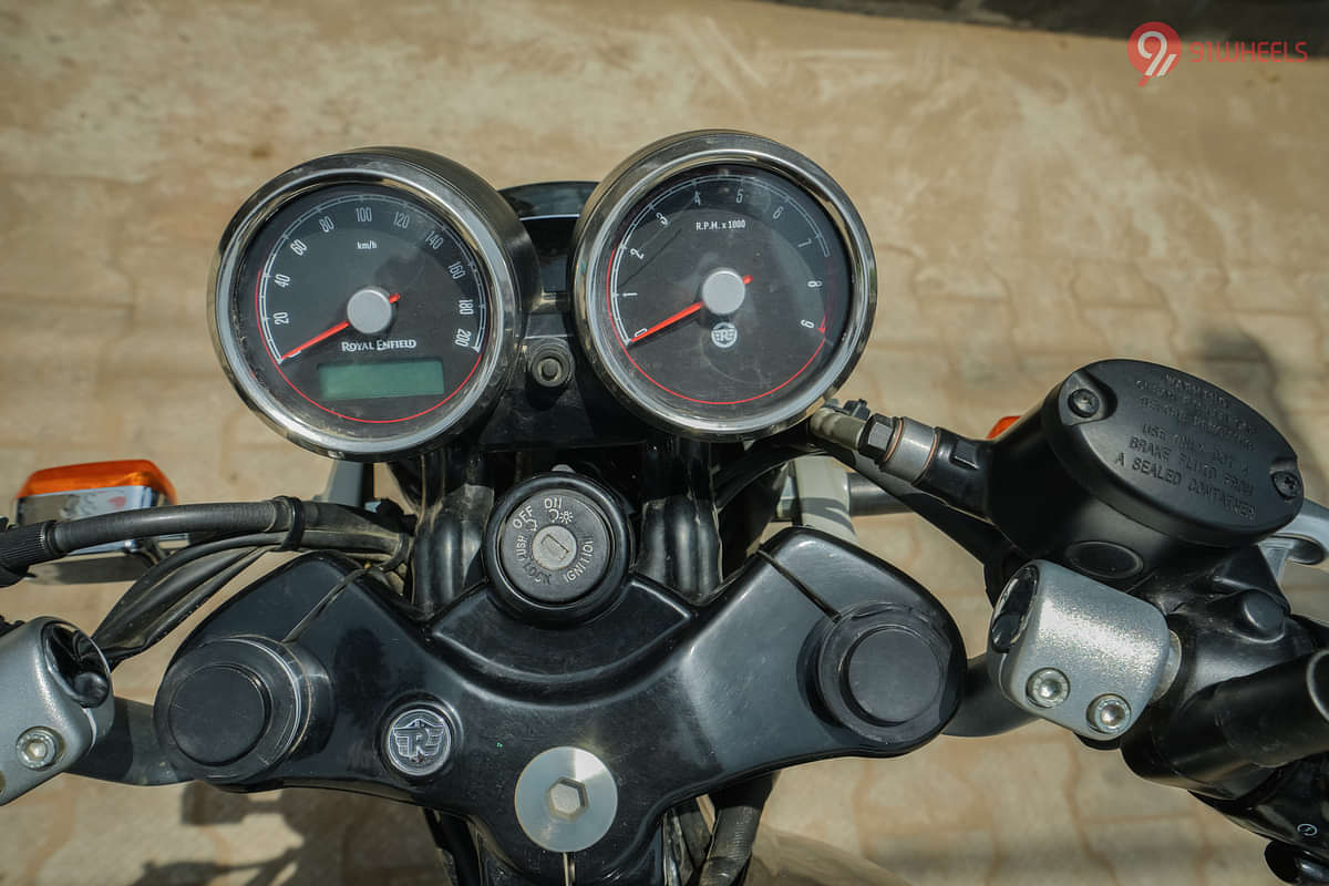 Royal Enfield Continental GT 650 TFT / Instrument Cluster