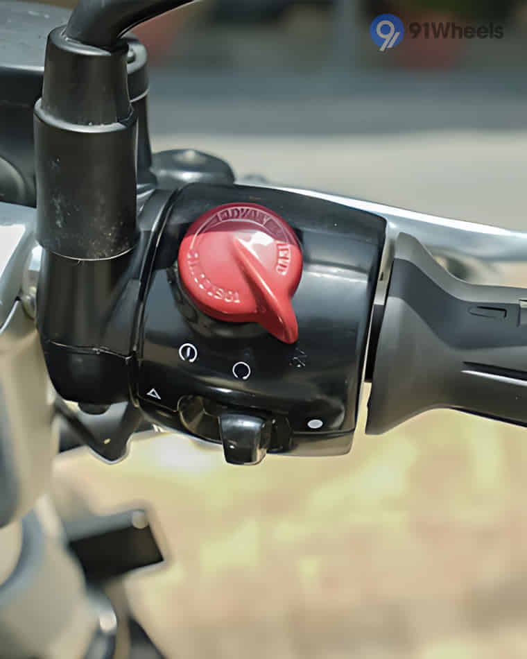 Handlebar & Console Area - 7 Handlebar & Console Area - 7