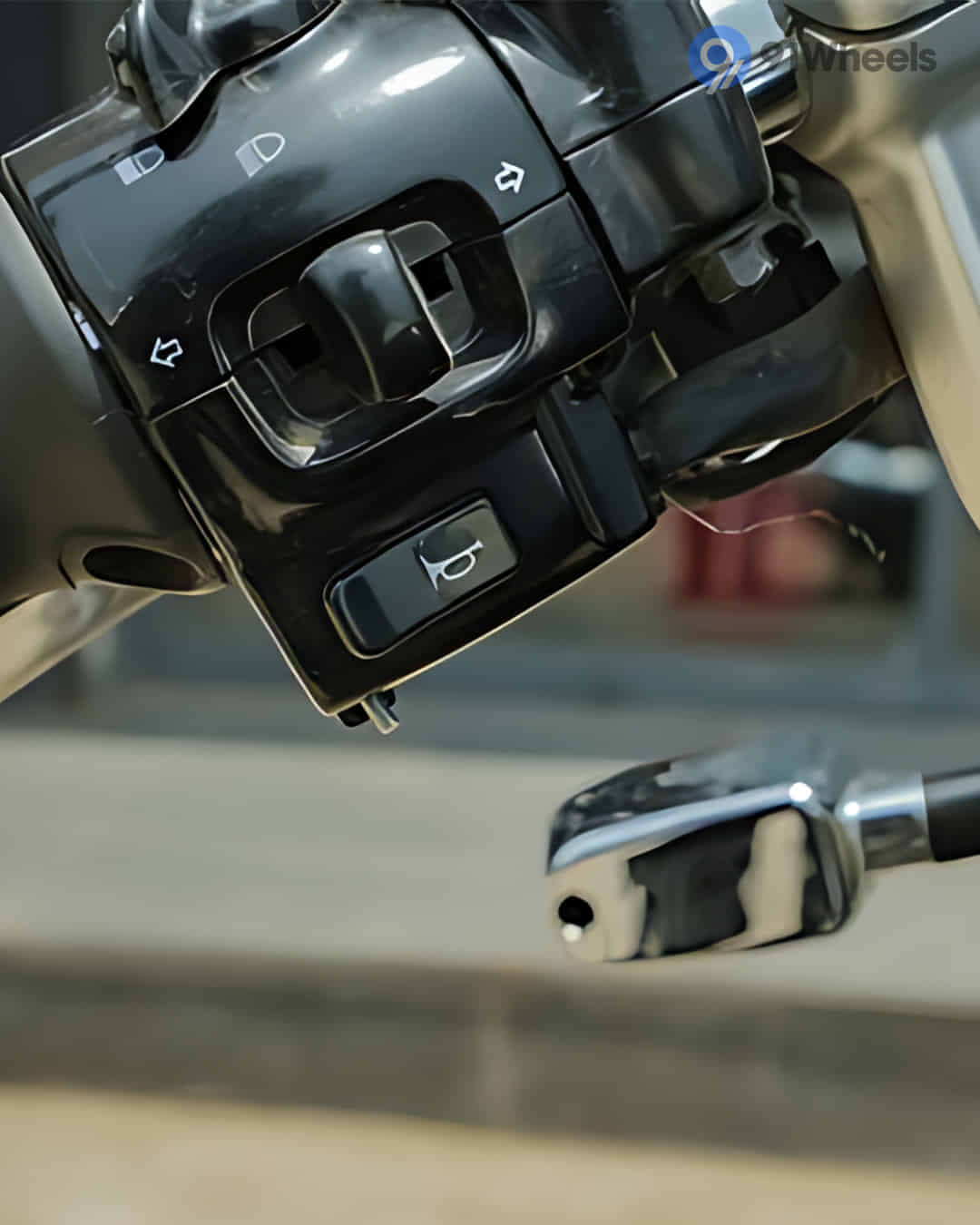 Horn Button Horn Button