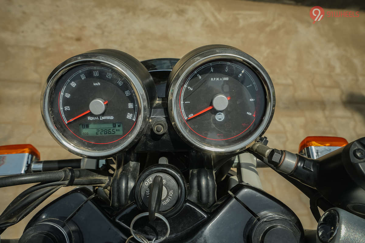 Royal Enfield Continental GT 650 TFT / Instrument Cluster