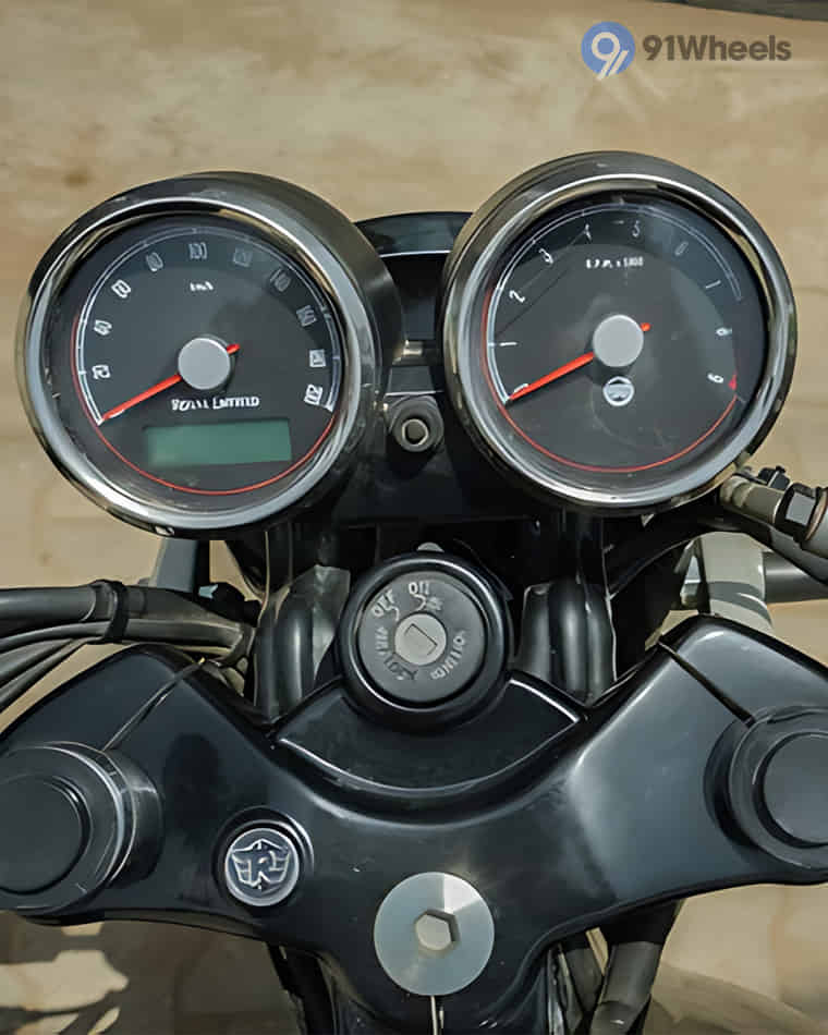 Handlebar & Console Area - 10 Handlebar & Console Area - 10