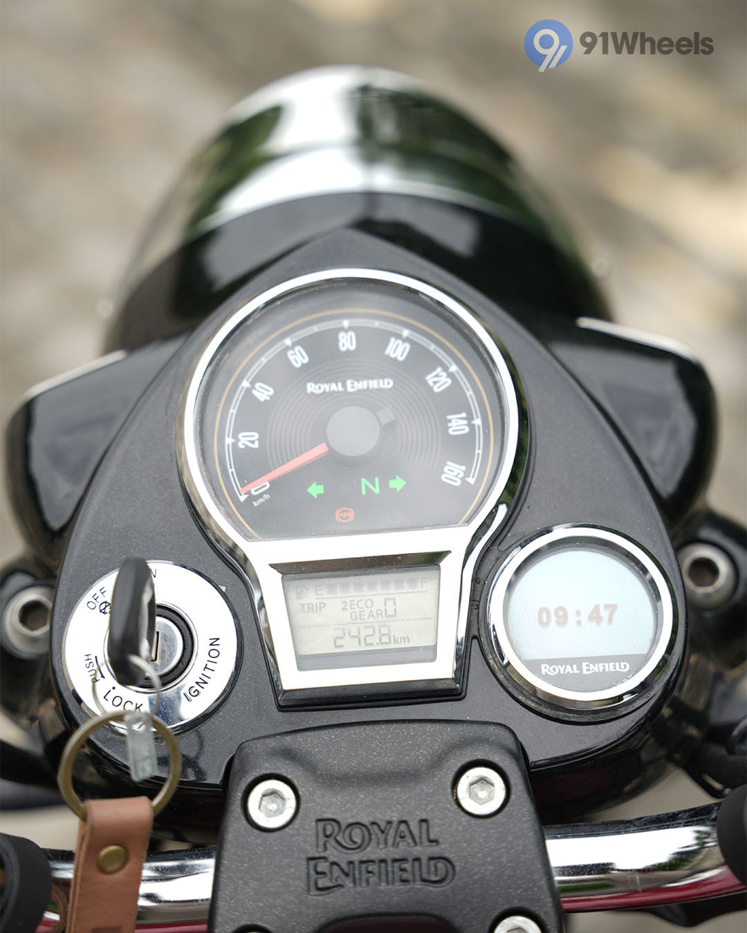 Handlebar & Console Area - 6