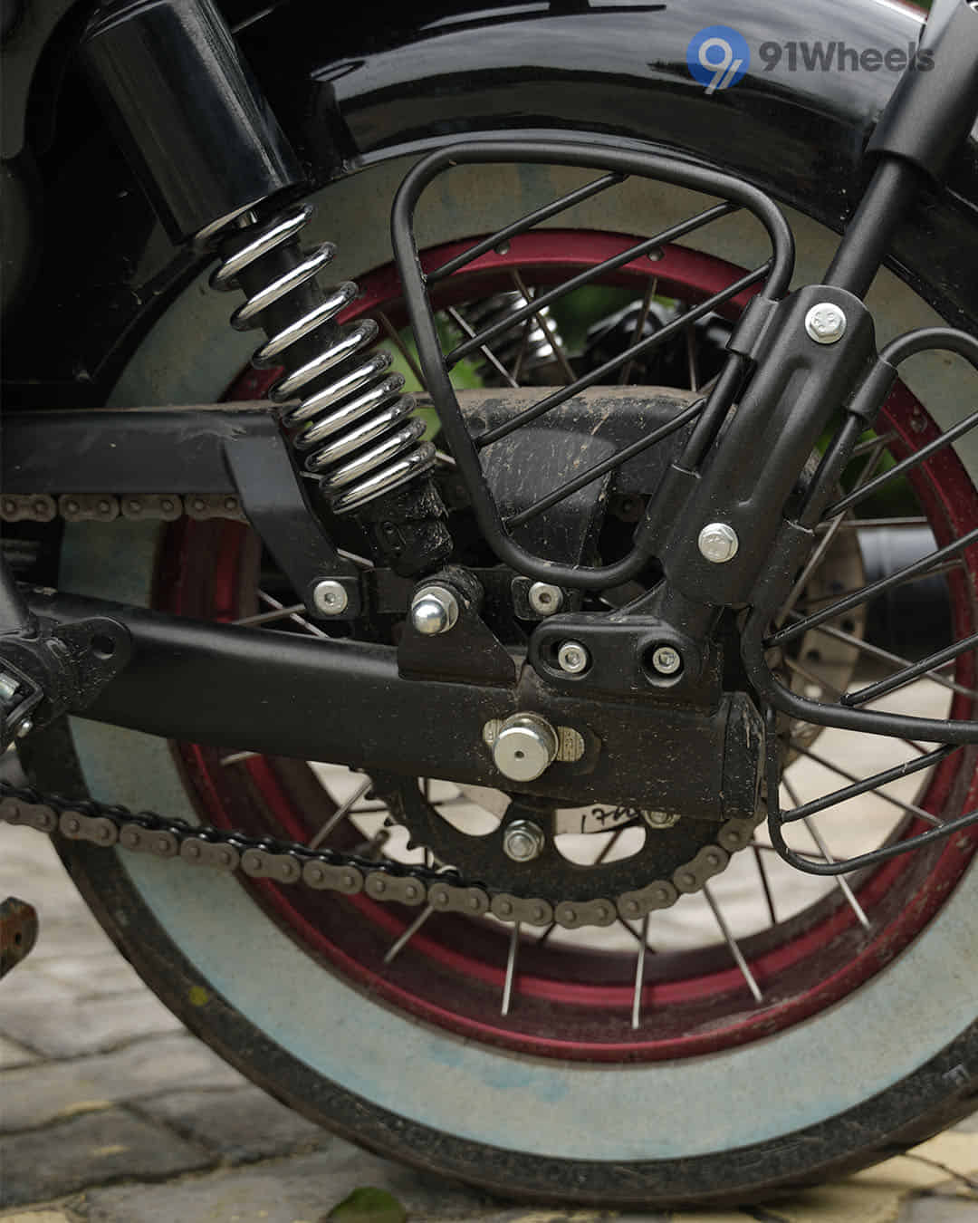 Rear Suspension Spring Preload Setting