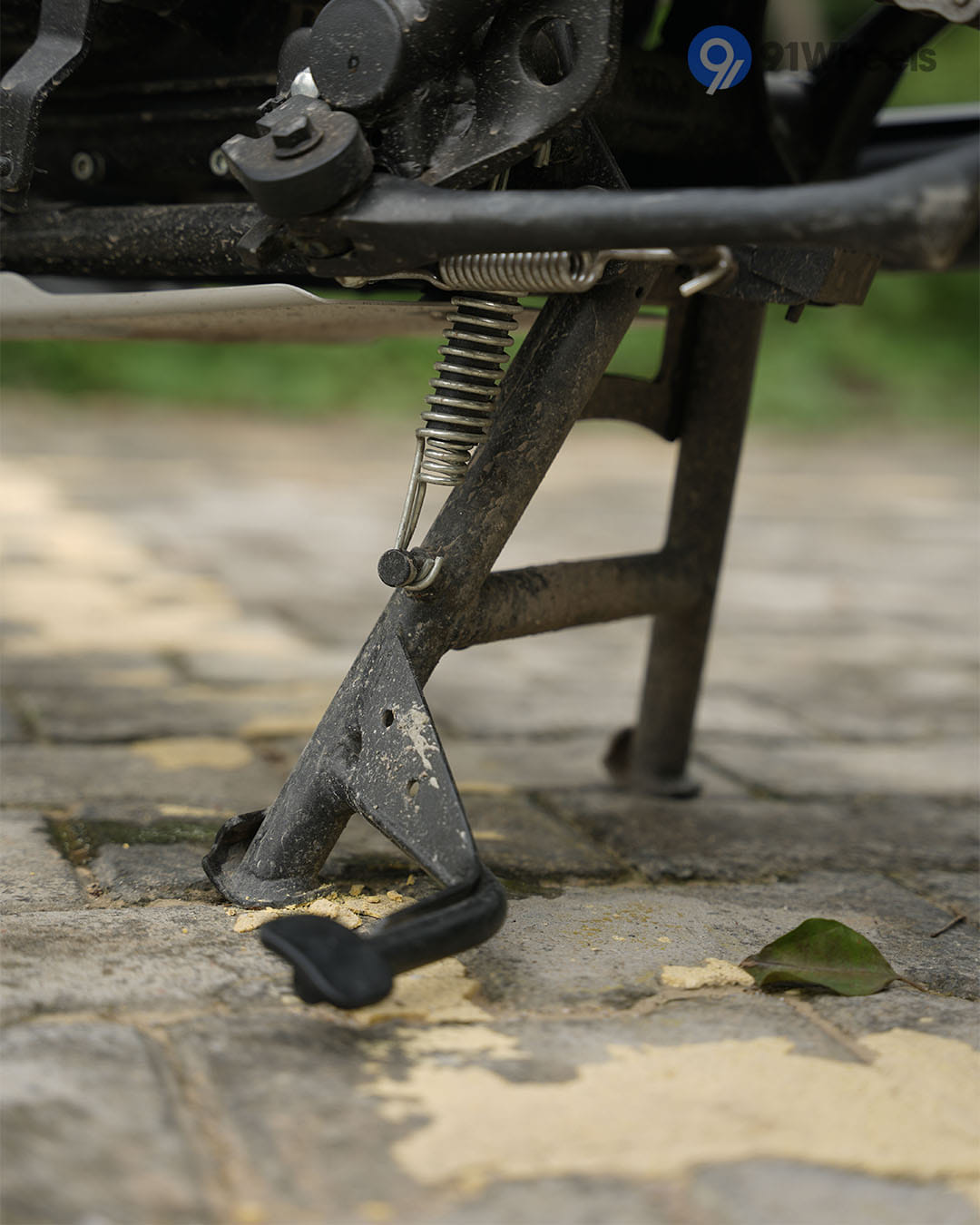 Stands & Utility - 1