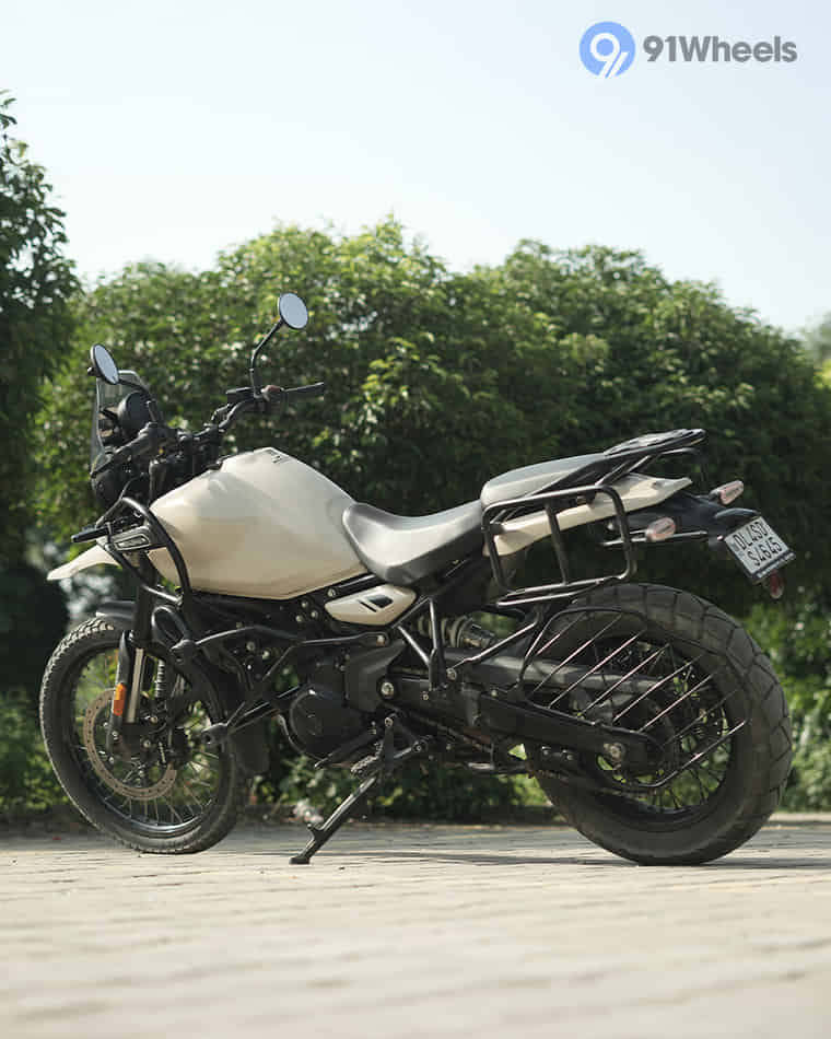 360° View Shots - 14 360° View Shots - 14