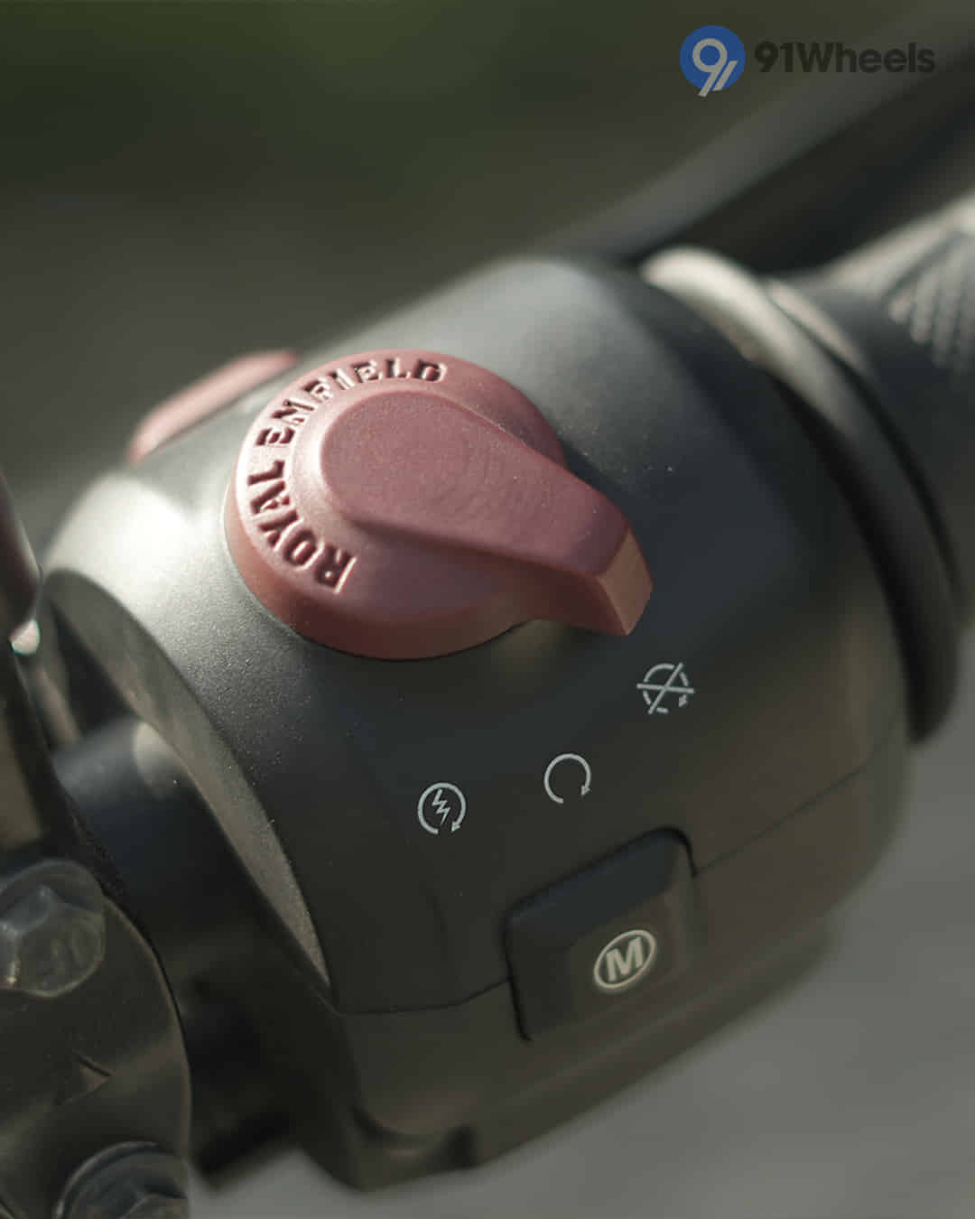 Multifunction Switchgear Right Multifunction Switchgear Right