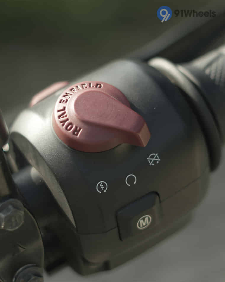 Handlebar & Console Area - 9 Handlebar & Console Area - 9