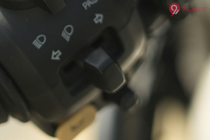 Royal Enfield Himalayan 450 Turn Indicators Switch