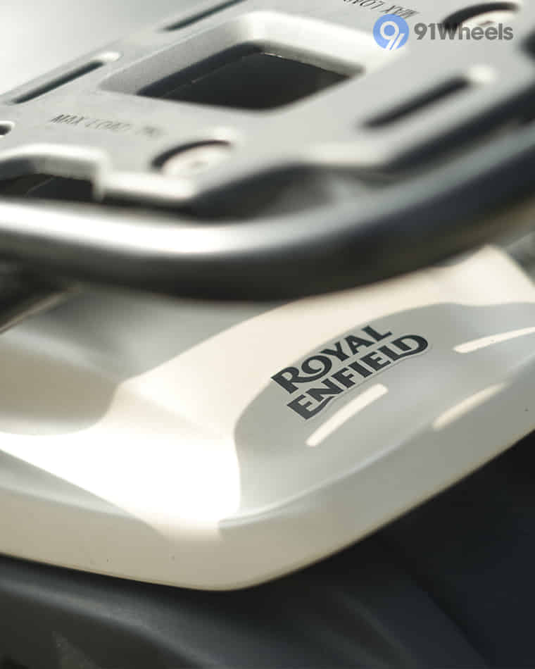 Seats & Comfort - 6 Seats & Comfort - 6