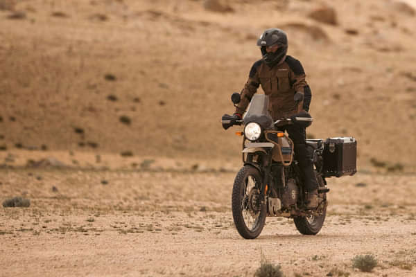 Royal Enfield Himalayan Moving shot