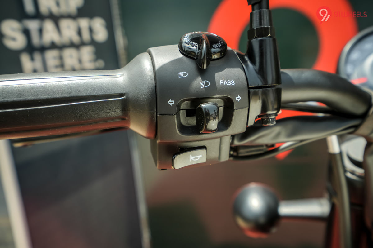 Royal Enfield Hunter 350 Turn Indicators Switch