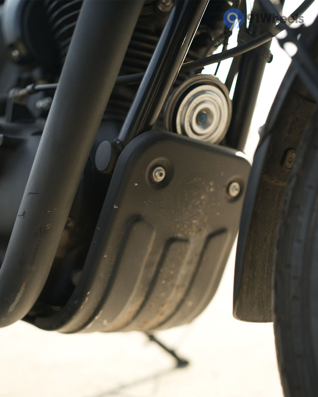 Stands & Utility - 3