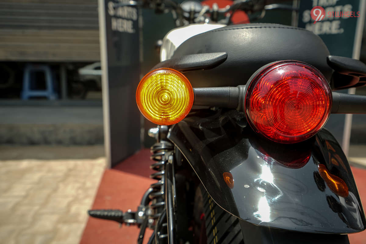 Royal Enfield Hunter 350 Rear Turn Indicators
