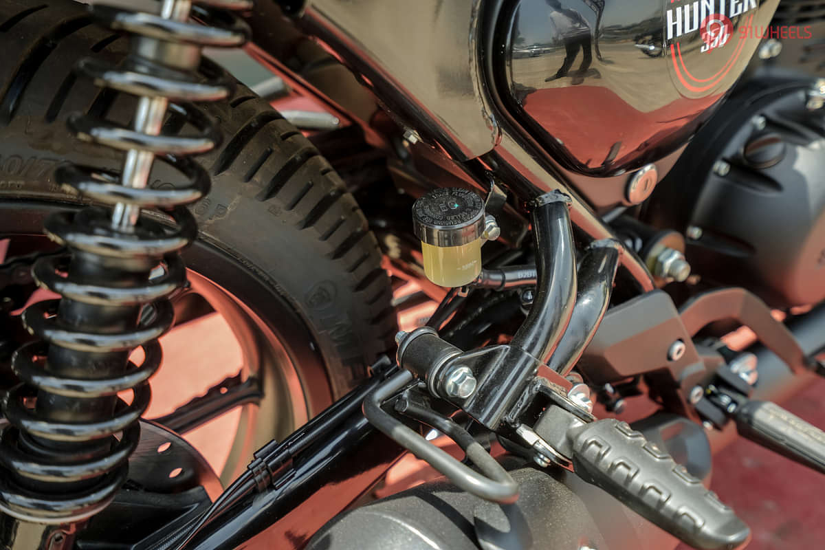 Royal Enfield Hunter 350 Oil Cap/Dipstick