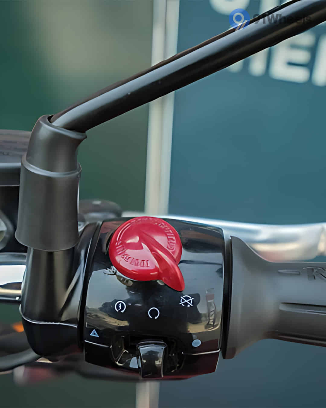 Interceptor 650 image