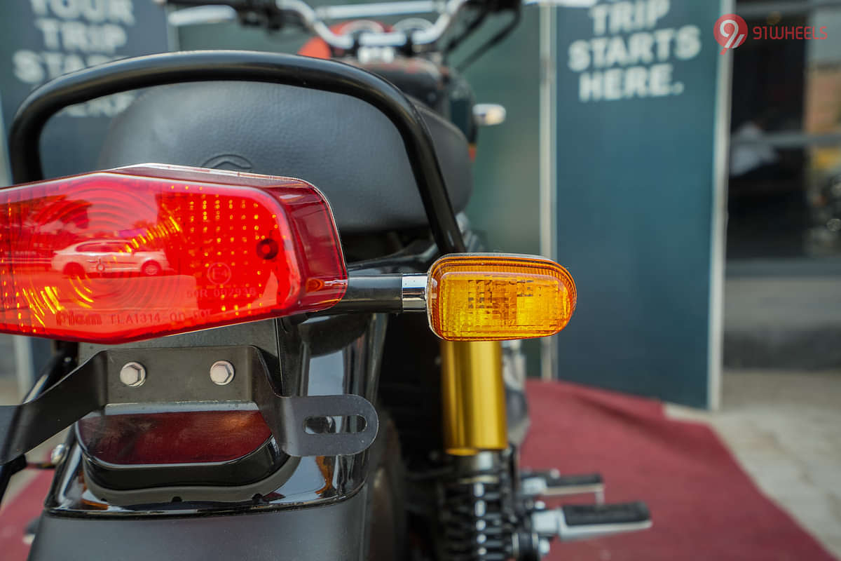 Royal Enfield Interceptor 650 Rear Turn Indicators