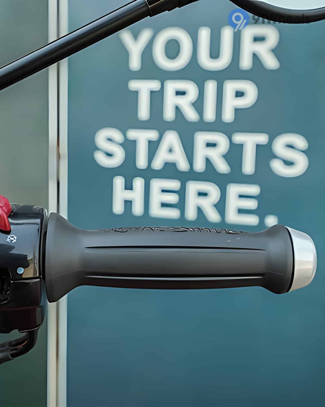 Interceptor 650 image