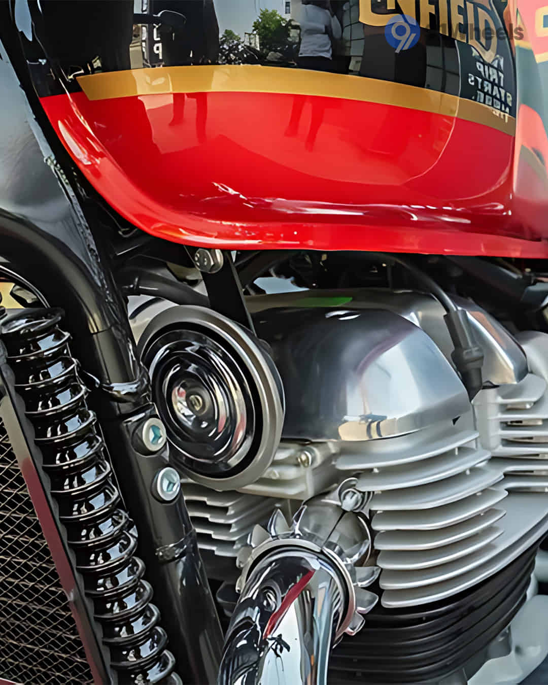 Interceptor 650 image