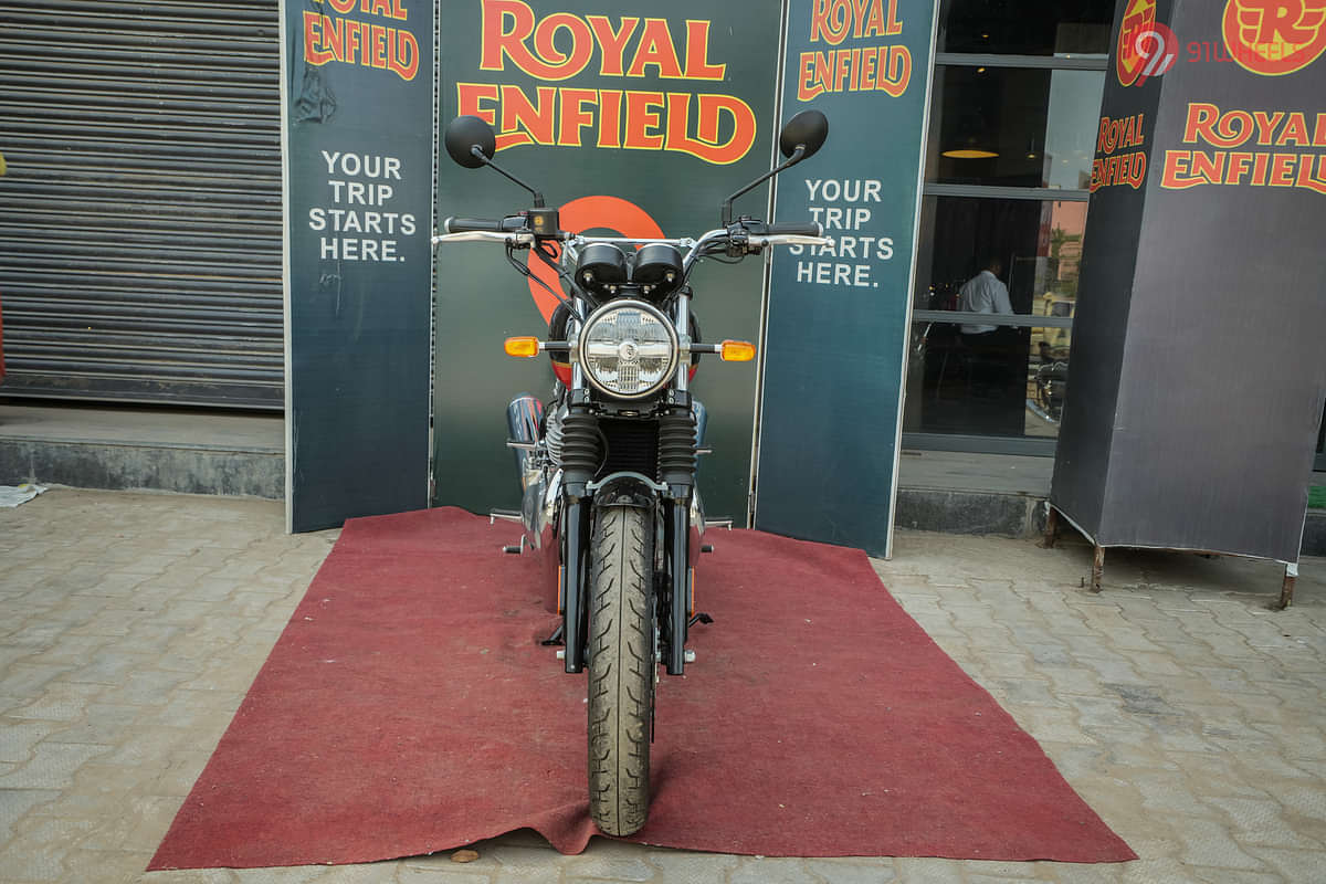 Royal Enfield Interceptor 650 Front View