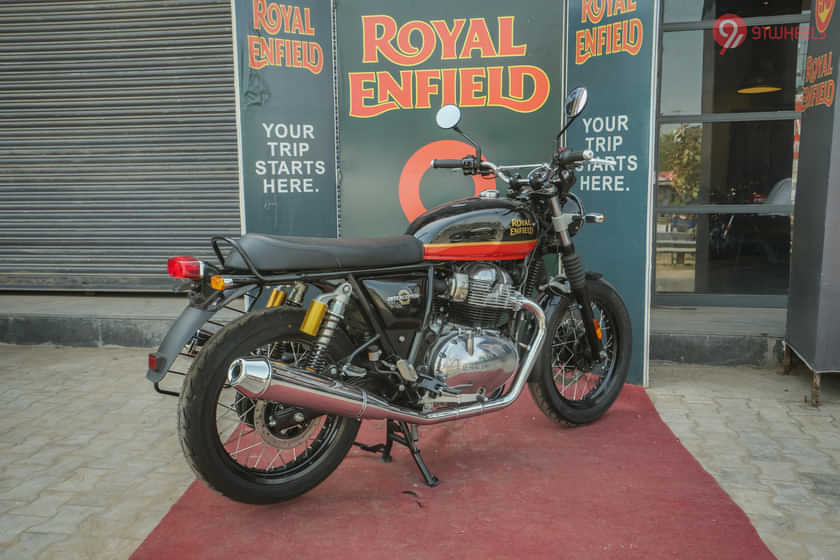 Royal Enfield Interceptor 650 Right Rear Three Quarter Royal Enfield Interceptor 650 Right Rear Three Quarter