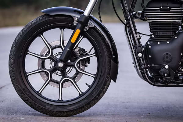 Royal Enfield Meteor 350 Front WHeel
