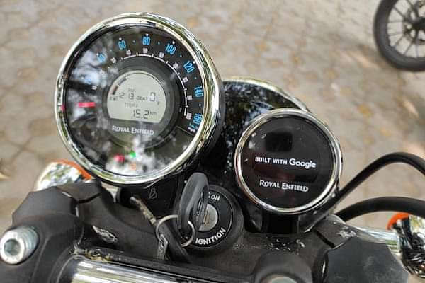 Royal Enfield Meteor 350 Insutrument Cluster