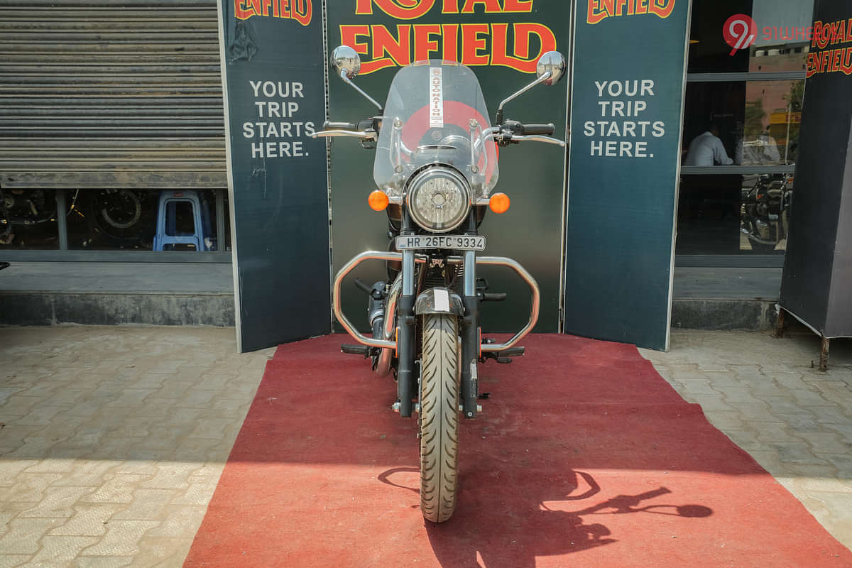 Royal Enfield Meteor 350 Front View