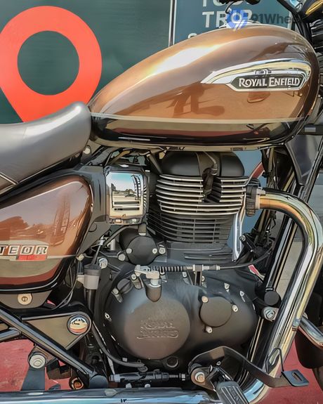 Meteor 350 Engine From Right