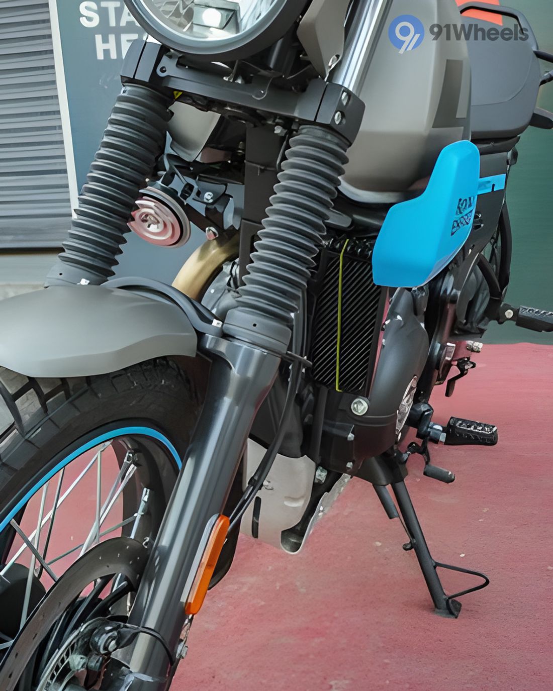 Scram 411 Front Suspension