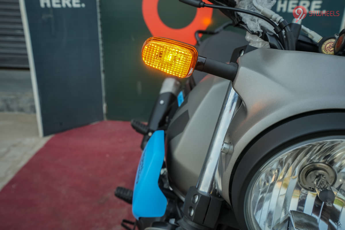 Royal Enfield Scram 411 Front Turn Indicators