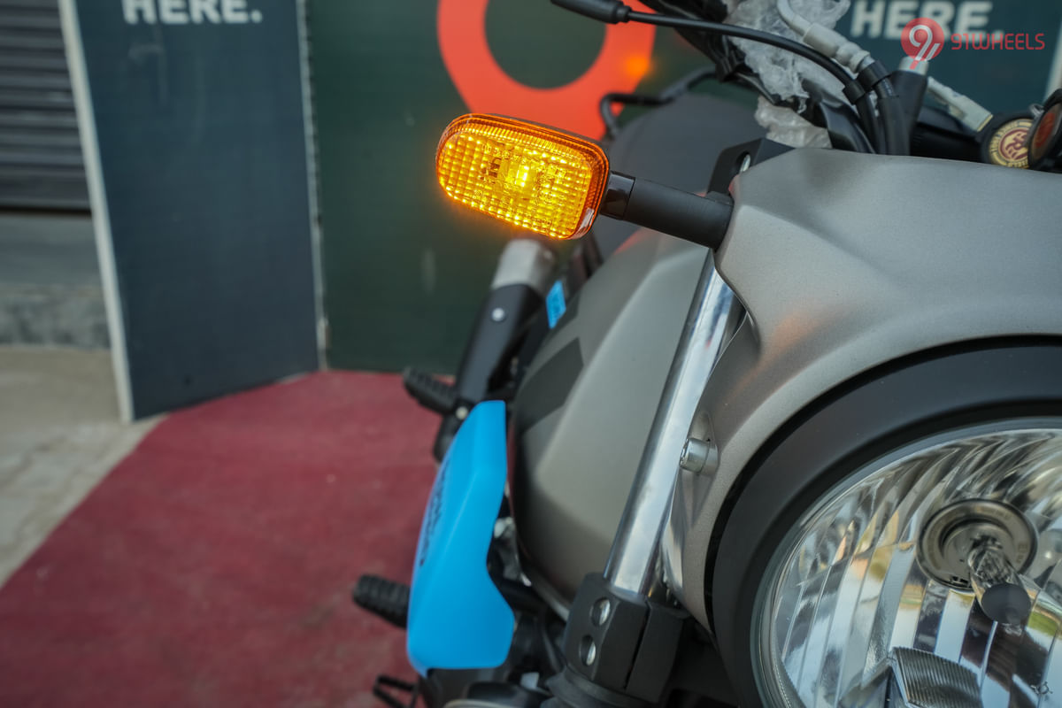 Royal Enfield Scram 411 Front Turn Indicators