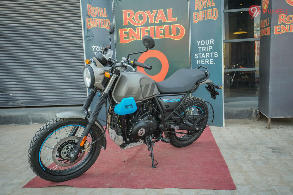 Royal Enfield Scram 411 Left Front Three Quarter