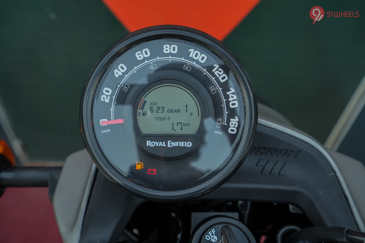 Royal Enfield Scram 411 TFT / Instrument Cluster