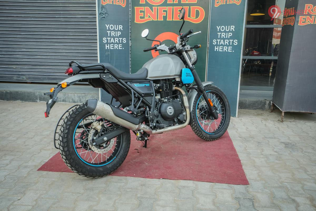 Royal Enfield Scram 411 Right Rear Three Quarter