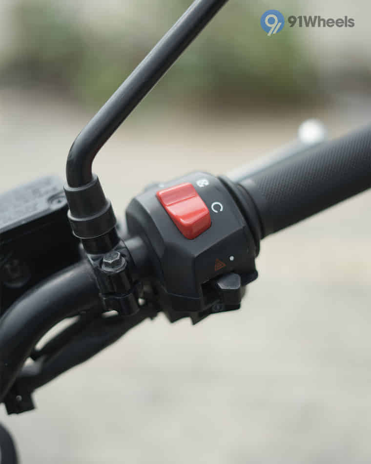 Handlebar & Console Area - 4