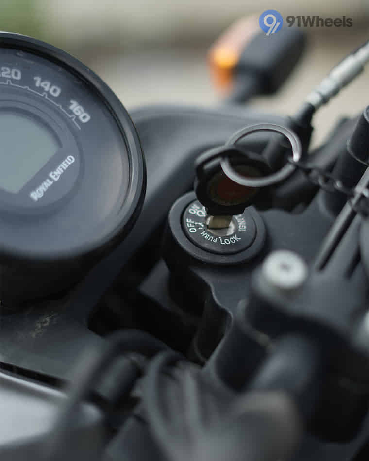 Handlebar & Console Area - 8