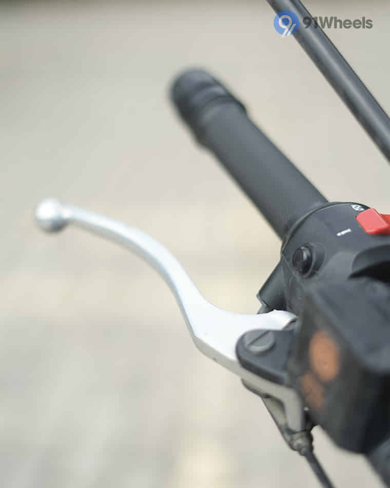 Handlebar & Console Area - 5