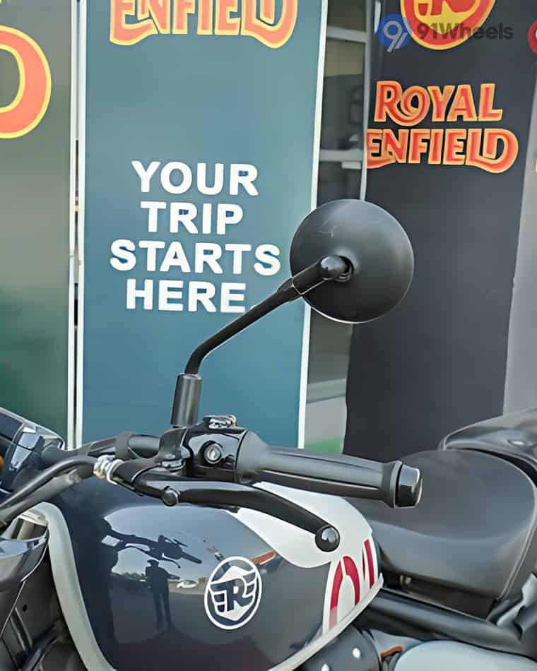 Handlebar & Console Area - 9