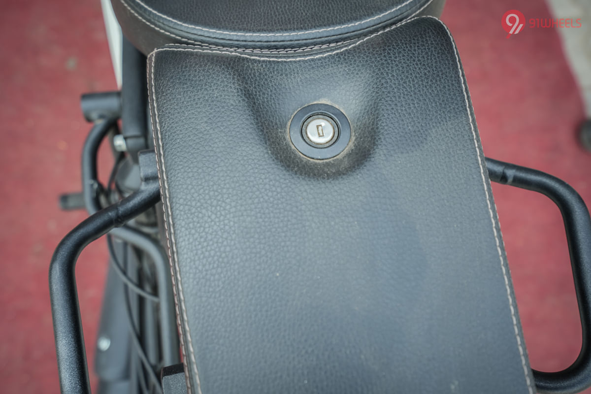 Royal Enfield Shotgun 650 Seat Remove/Fix Lock